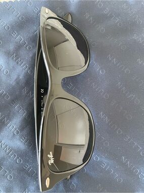 Ray-Ban Black Sunglasses